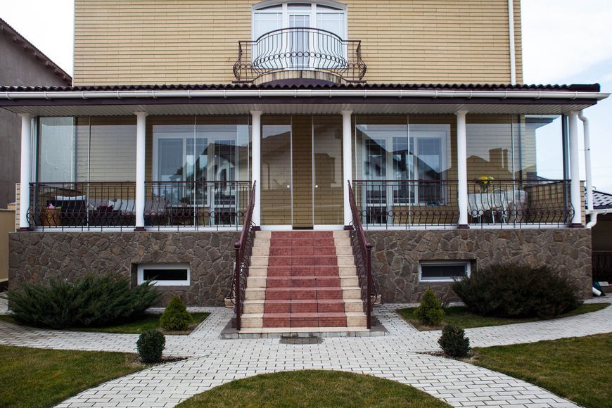 Безрамне засклення літніх кафе 289713270 фото