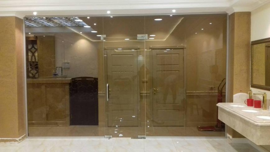 Стеклянные перегородки для кафе и ресторанов office 5 фото