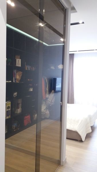 Скляна гардеробна кімната 464843105 фото